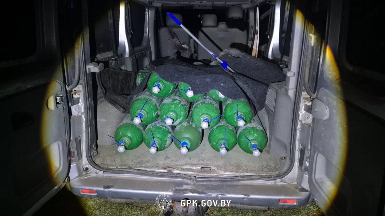 Двух беларусов с метезондом задержали в Гродненском районе