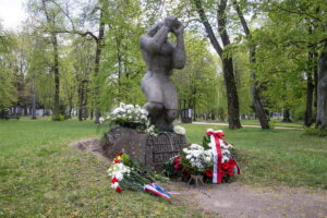 photo_2025-04-26_13-50-39