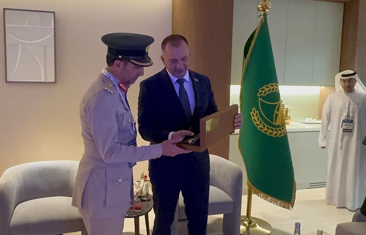 Беларусь готова научить эмиратских полицейских охранять высших должностных лиц