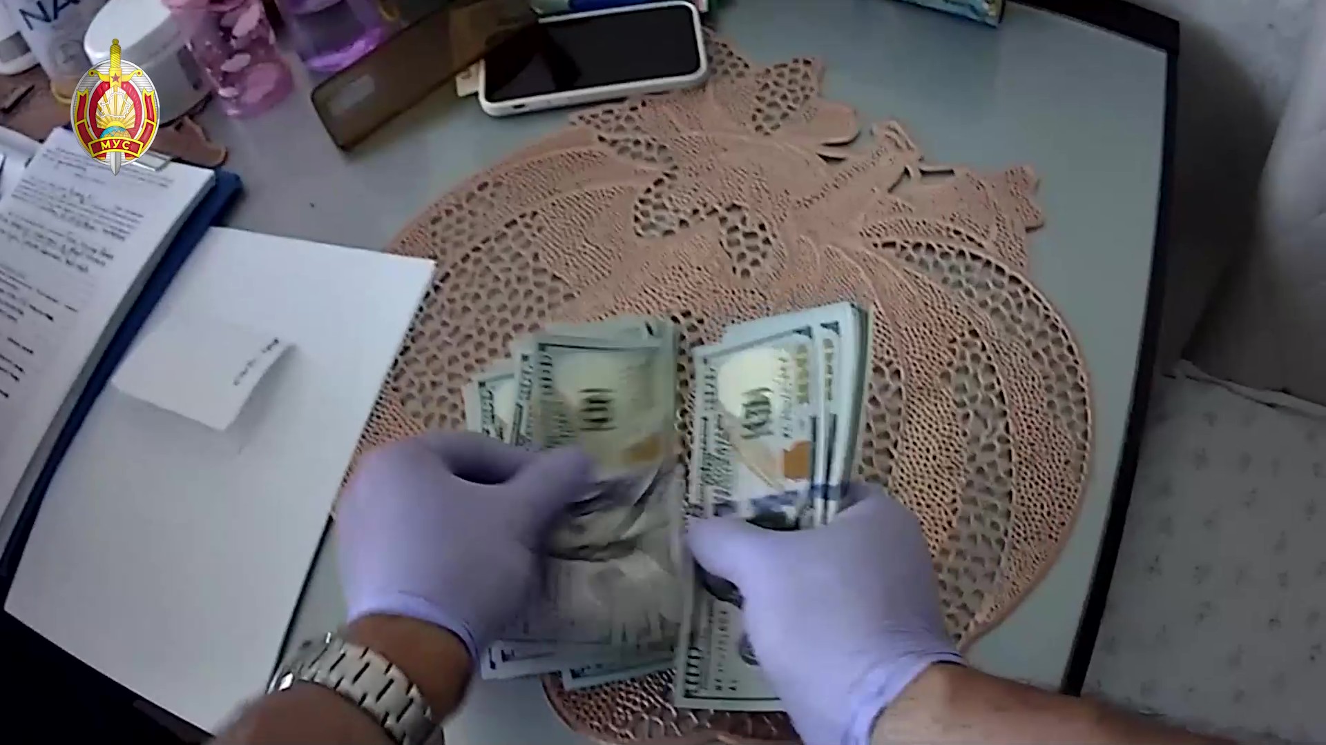 МВД и СК отчитались о задержании двух групп "тайных покупателей"