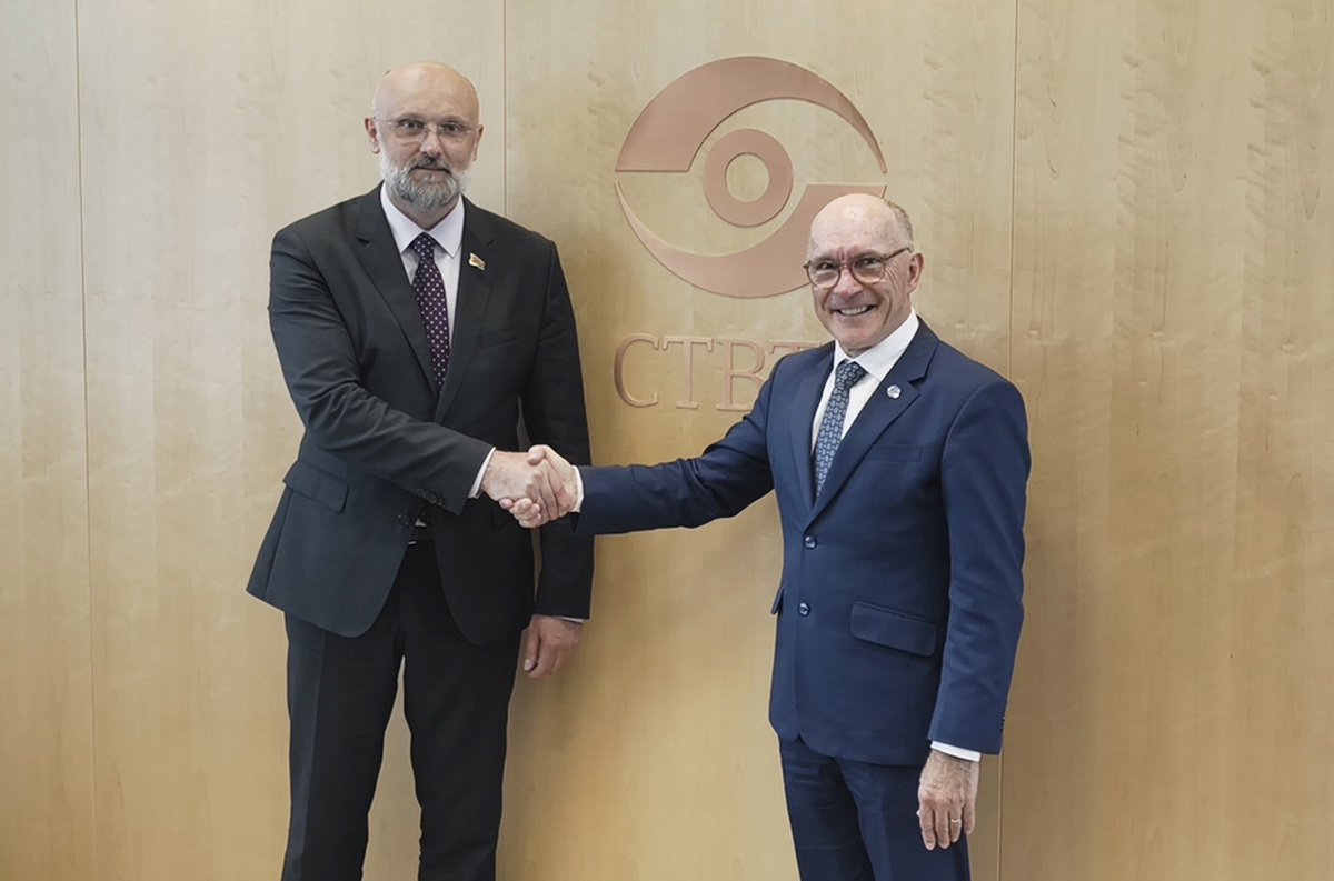 Секрета обсудил обеспечение ядерной безопасности с замглавы МАГАТЭ