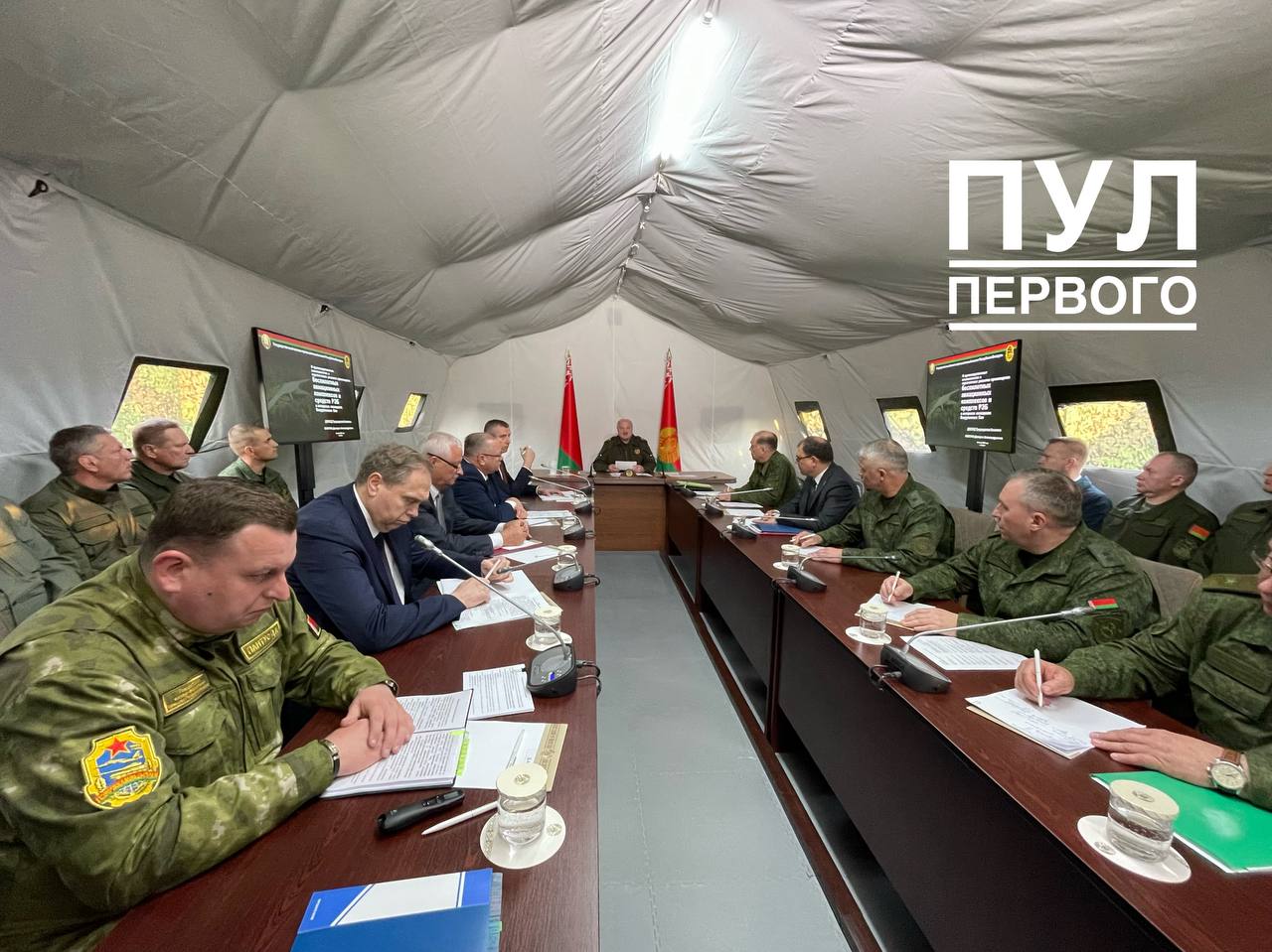 Лукашенко потребовал от военных изобрести чудо-машину для борьбы с дронами