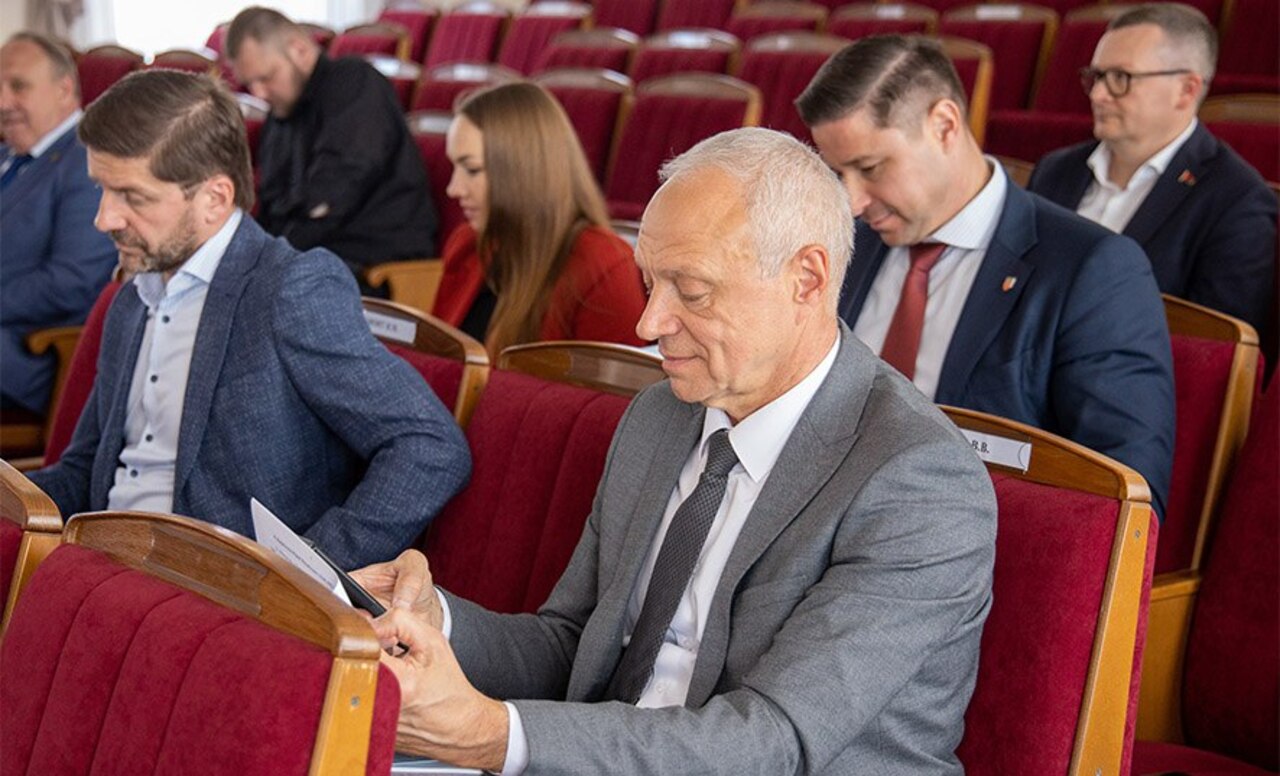 Комиссия по возвращению рассмотрела 8 обращений