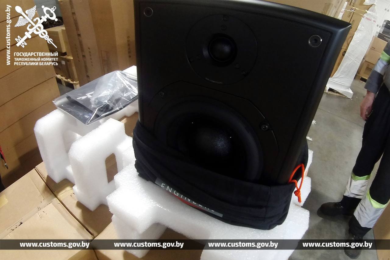 Музыкальную технику и спортивный инвентарь пытались ввезти в Беларусь по заниженной в несколько раз стоимости