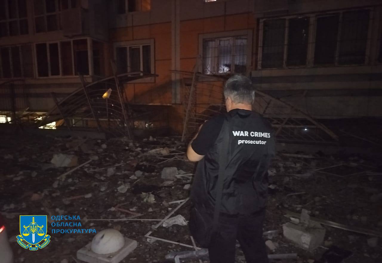 Массированный удар по Одессе: есть погибший и пострадавшие, повреждена гражданская инфраструктура