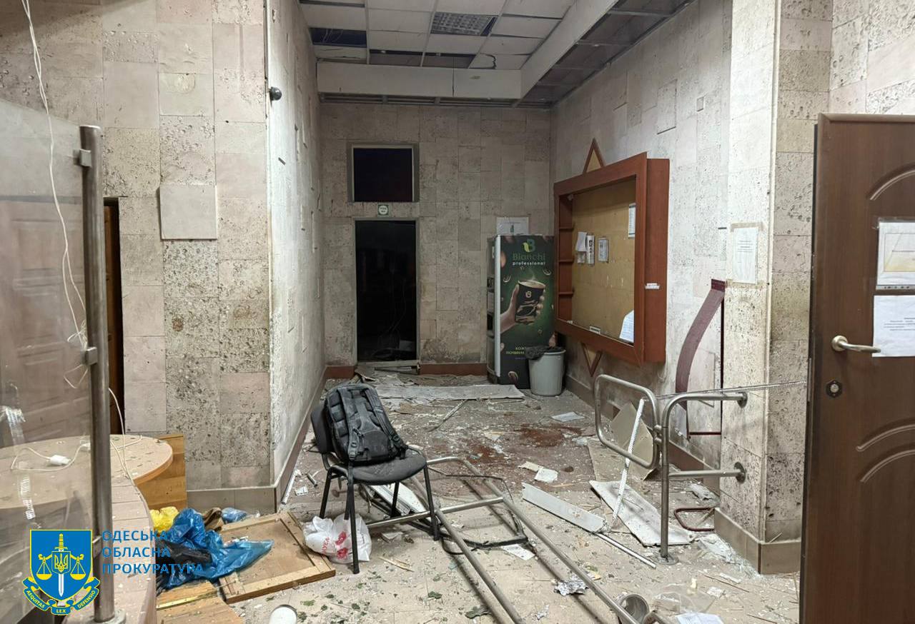 Массированный удар по Одессе: есть погибший и пострадавшие, повреждена гражданская инфраструктура