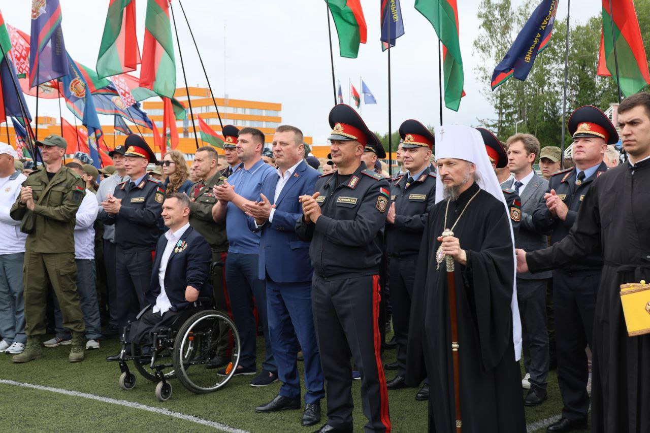 МВД создало 206 патриотических клубов, в них состоят 6400 подростков