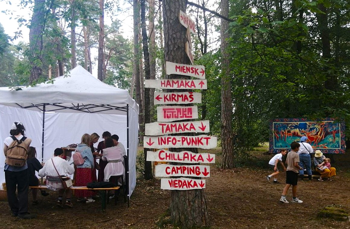 Музыка, рэлакс, дыскусіі і катлеты ад Ціханоўскага: пад Беластокам праходзіць фестываль Tutaka