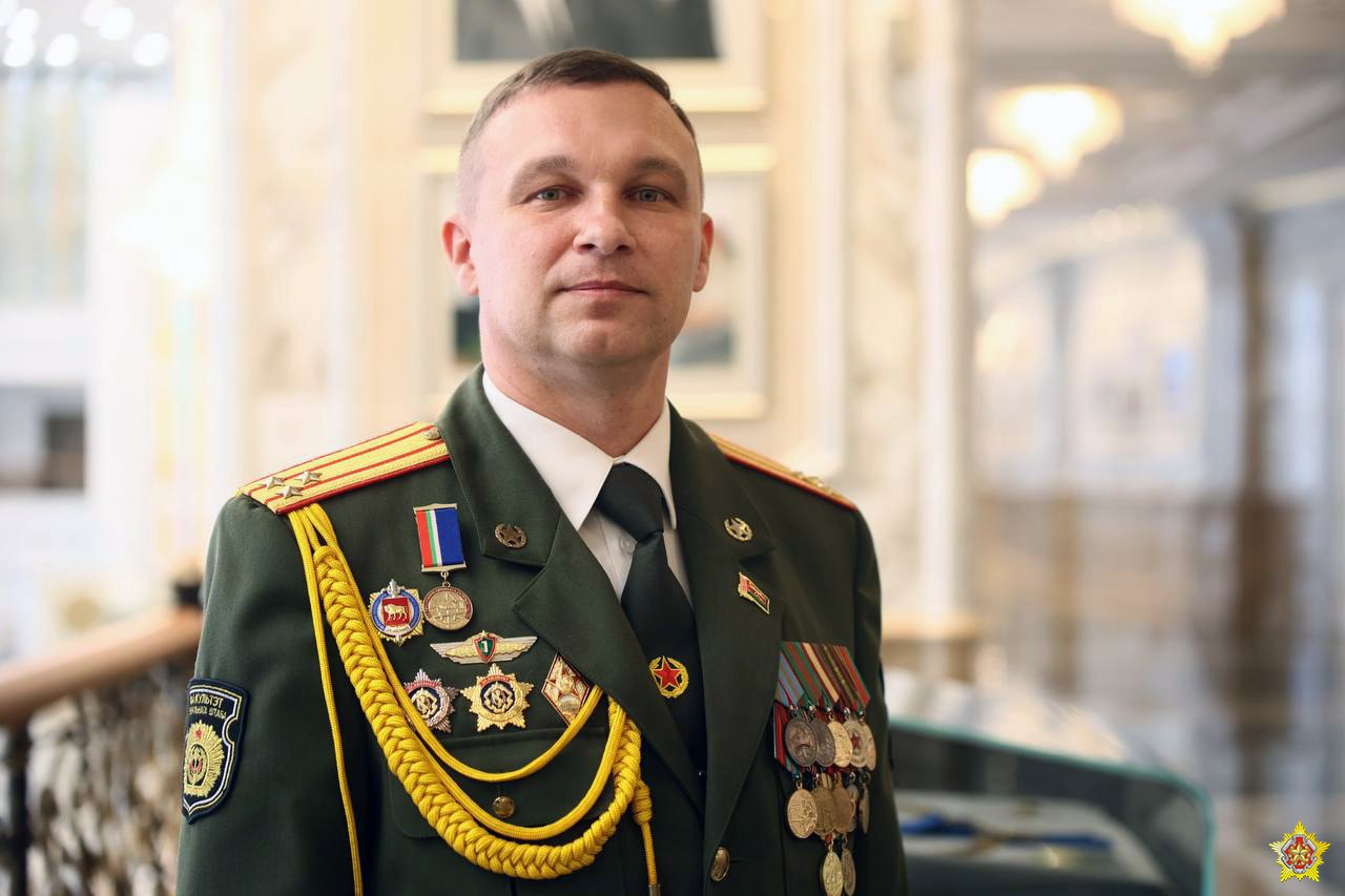 Лукашенко рассказал военным о перманентной гибридной войне продолжительностью в несколько десятилетий