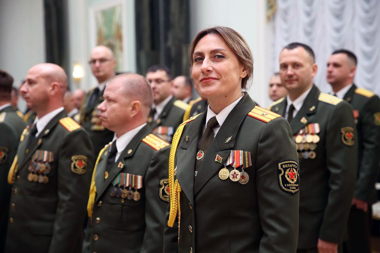 Лукашенко рассказал военным о перманентной гибридной войне продолжительностью в несколько десятилетий