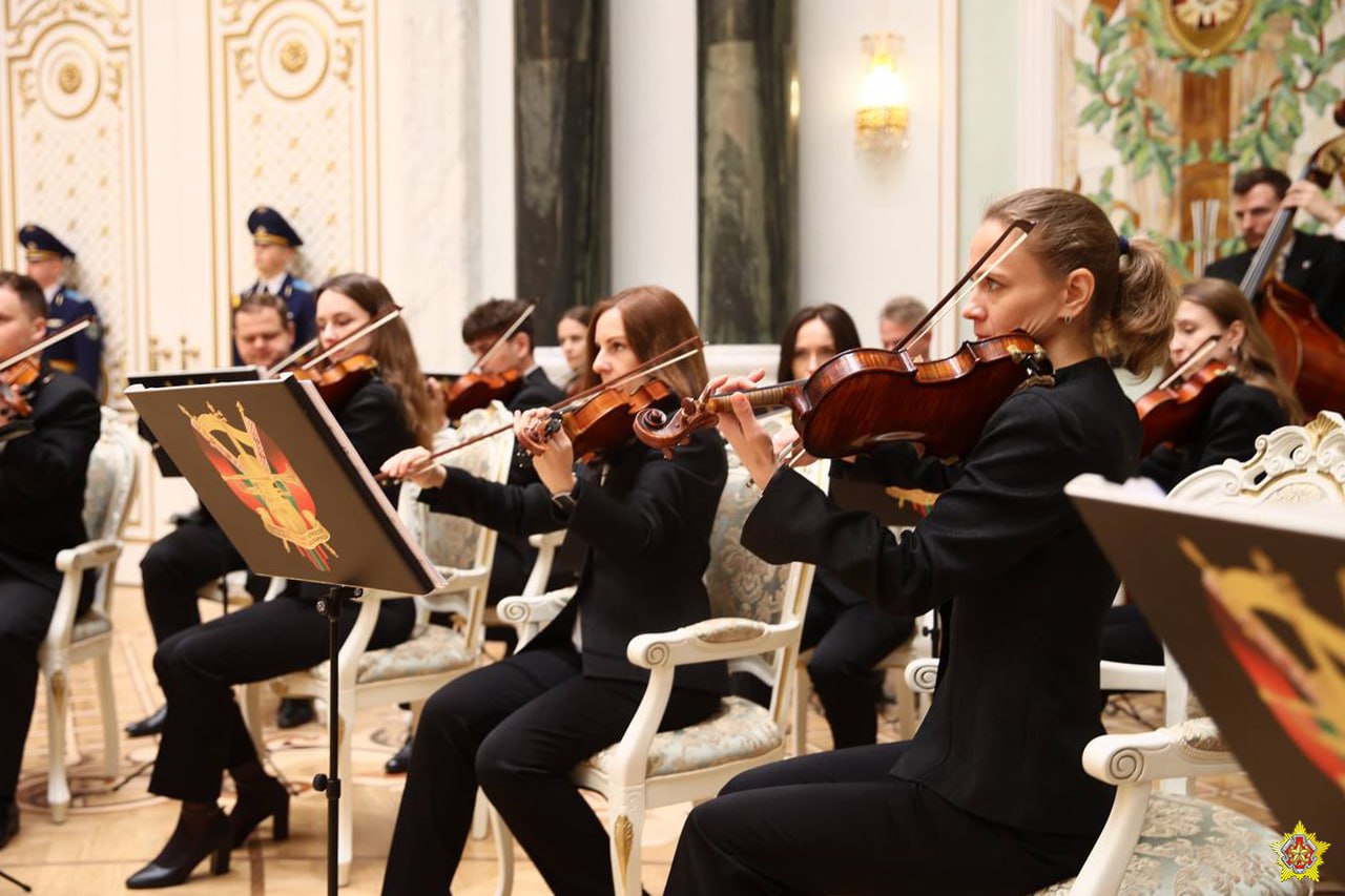 Лукашенко рассказал военным о перманентной гибридной войне продолжительностью в несколько десятилетий