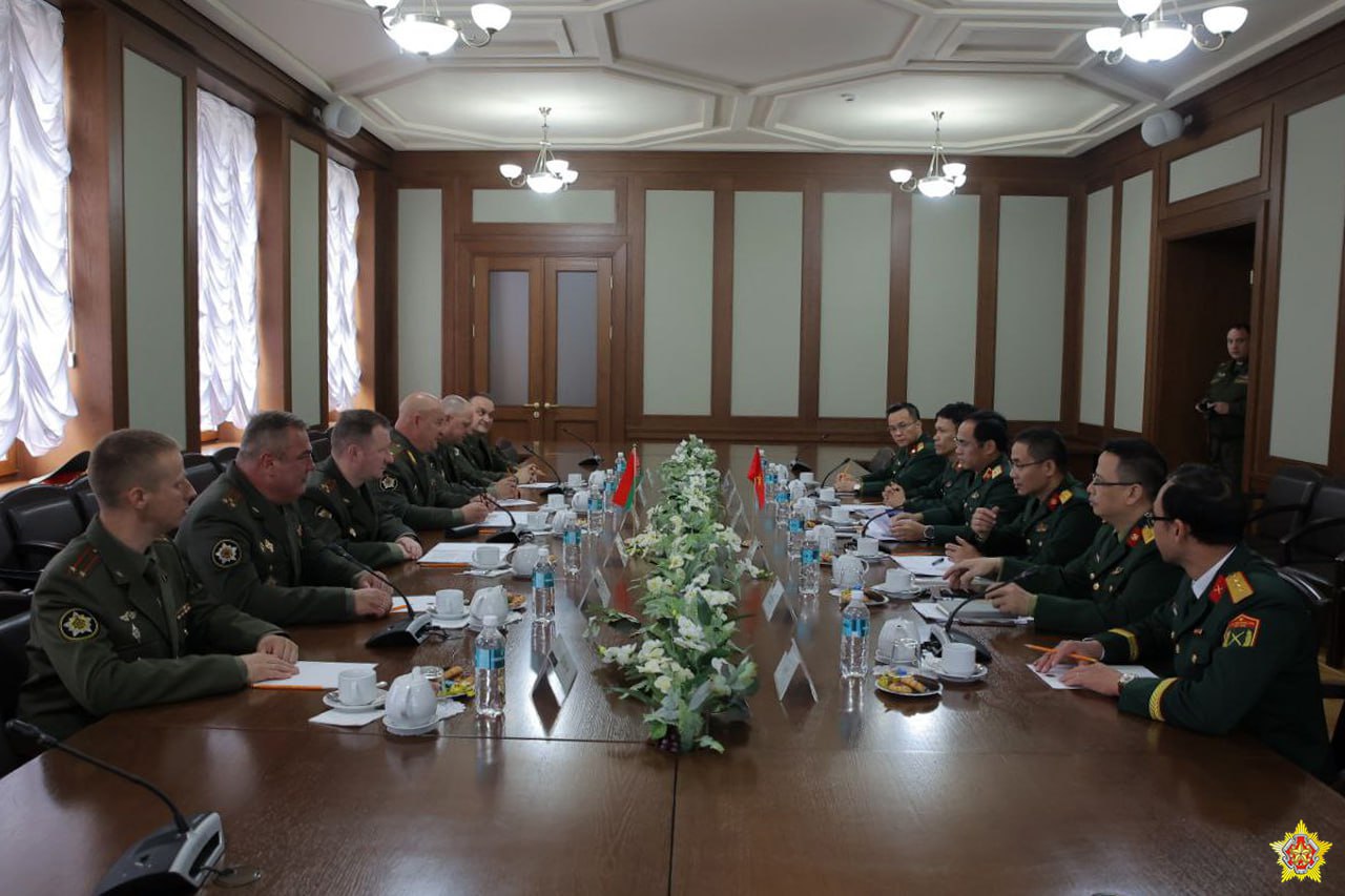 Беларусь и Вьетнам обсуждают подготовку специалистов войск связи