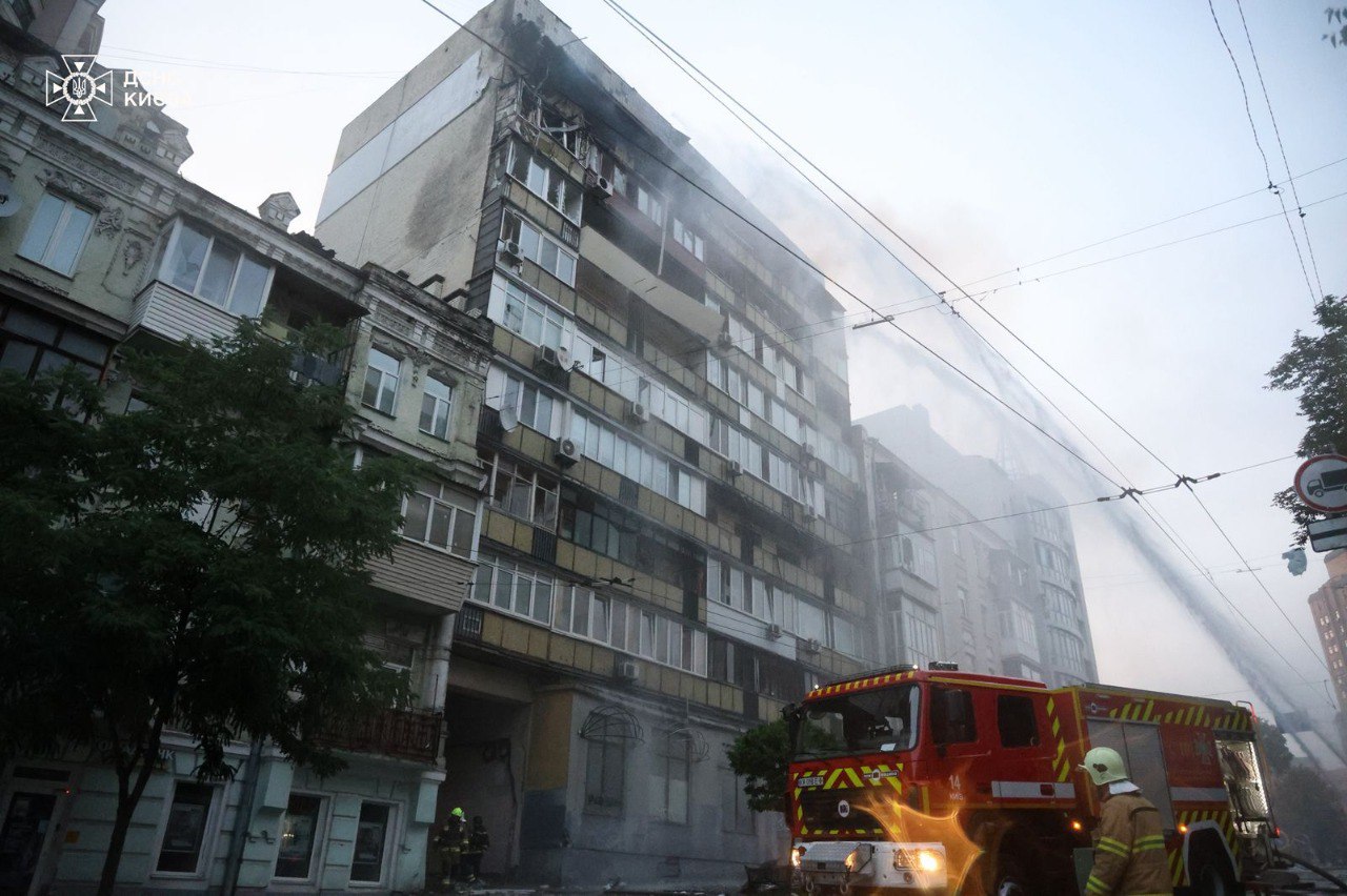 Киев подвергся массированной атаке РФ. Есть погибшие