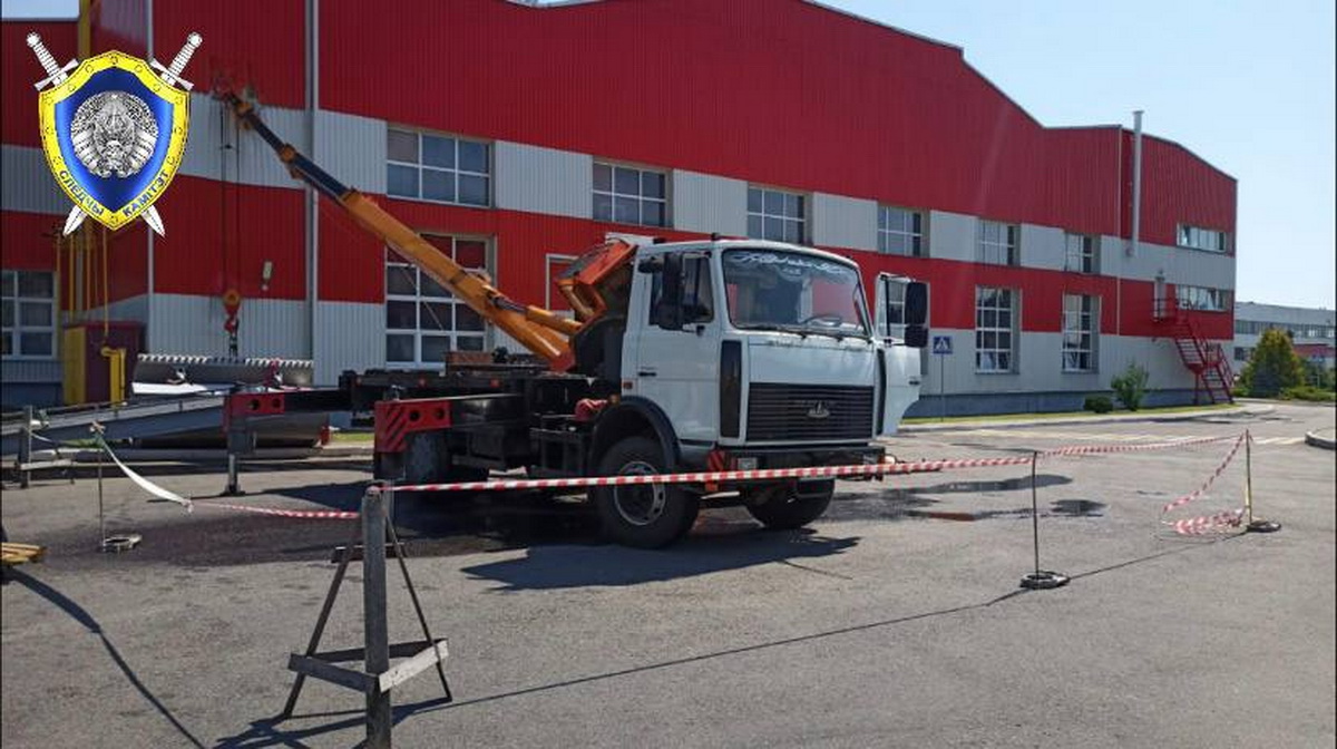 Водитель автокрана погиб в Шклове