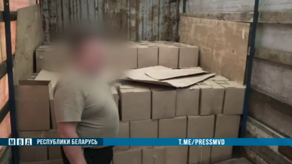 Витеблянин вез из России более 4500 литров спирта