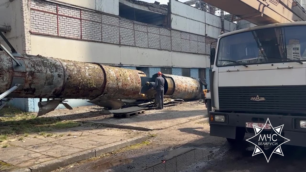 Спустя неделю после бури на "Могилевхимволокне" все еще устраняют последствия