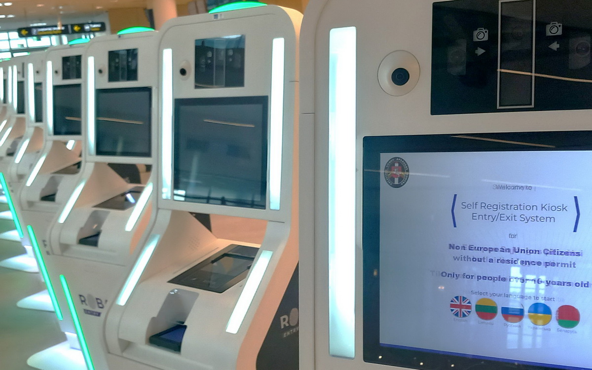 Литва начнет внедрение электронной системы въезда/выезда ЕС с аэропорта Вильнюса