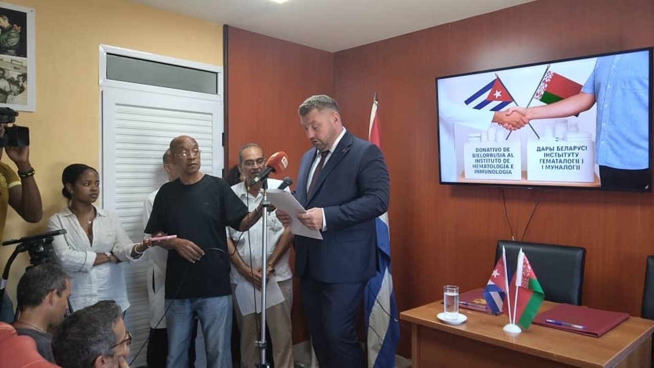 Беларусь передала гуманитарную помощь Кубе