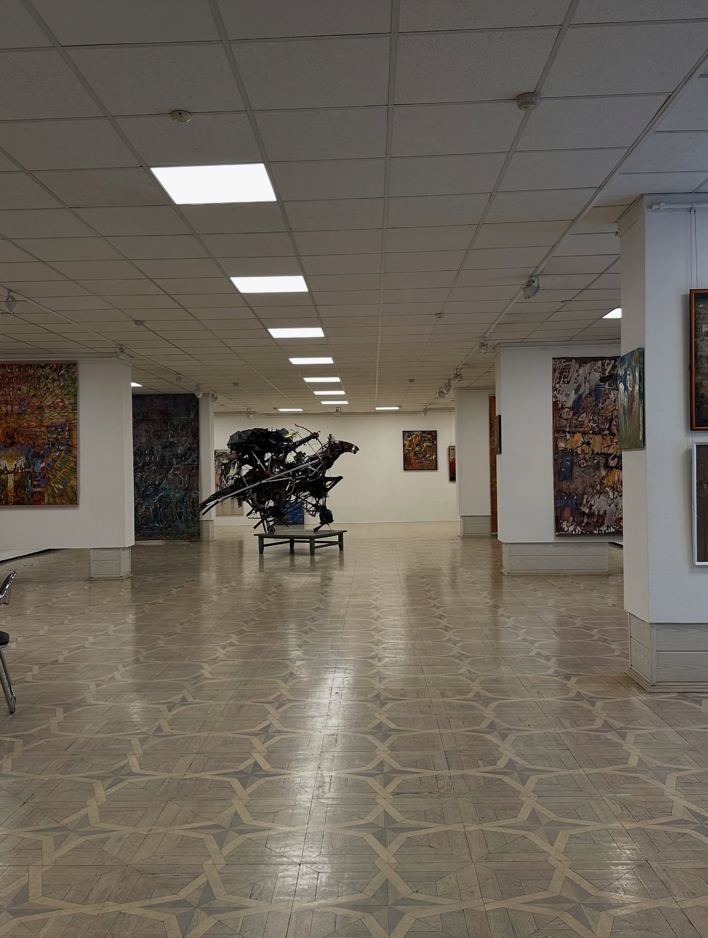 У Віцебску адкрылася выстава акварэлі і «трэш-скульптуры» Валянціны Ляховіч