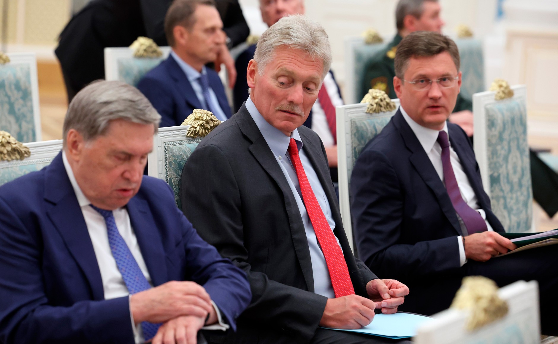 Путин провел совещание по подготовке к переговорам с Трампом