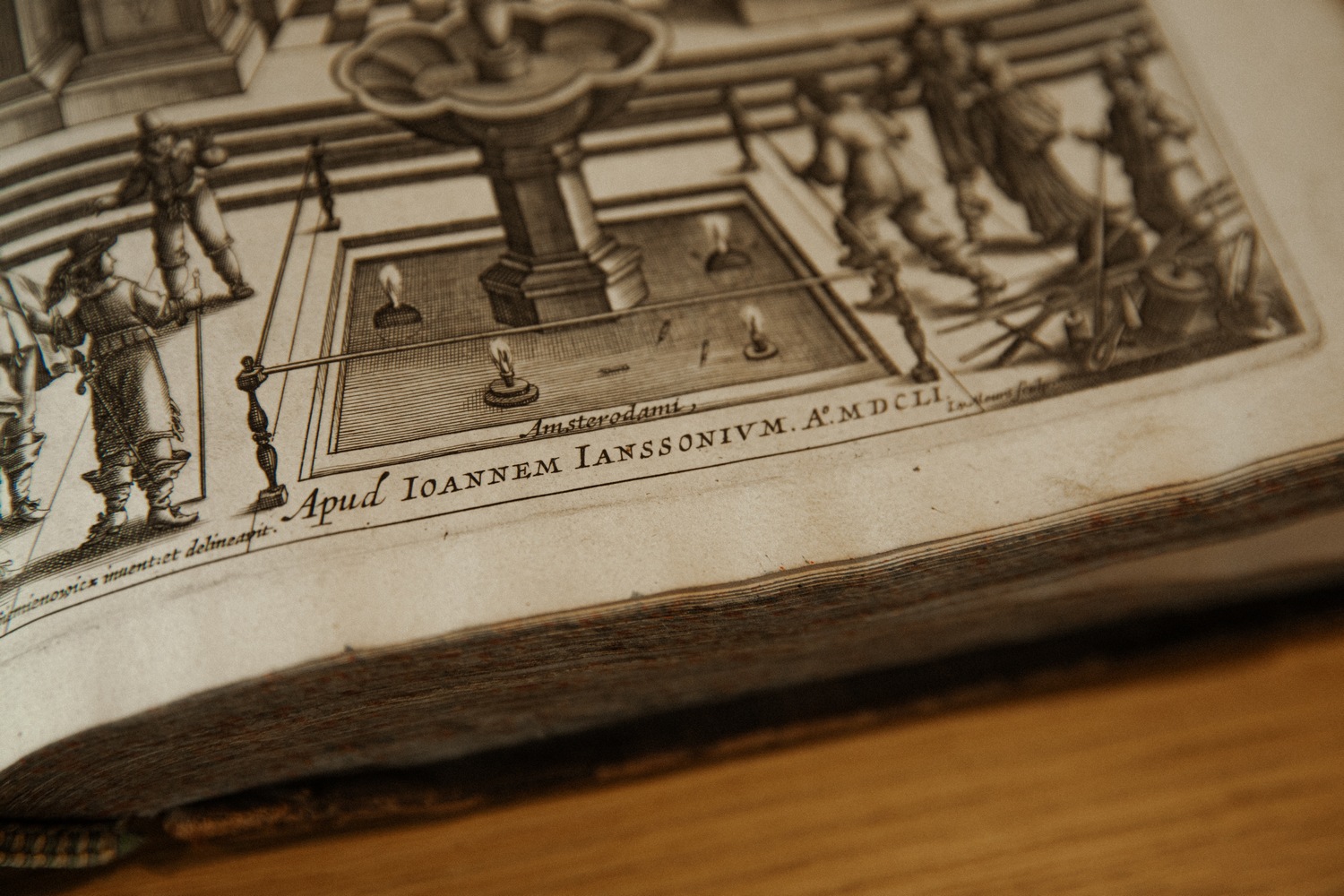 Ініцыятыва Maldzis выкупіла франкамоўнае выданне «Вялікае мастацтва артылерыі» Казіміра Семяновіча