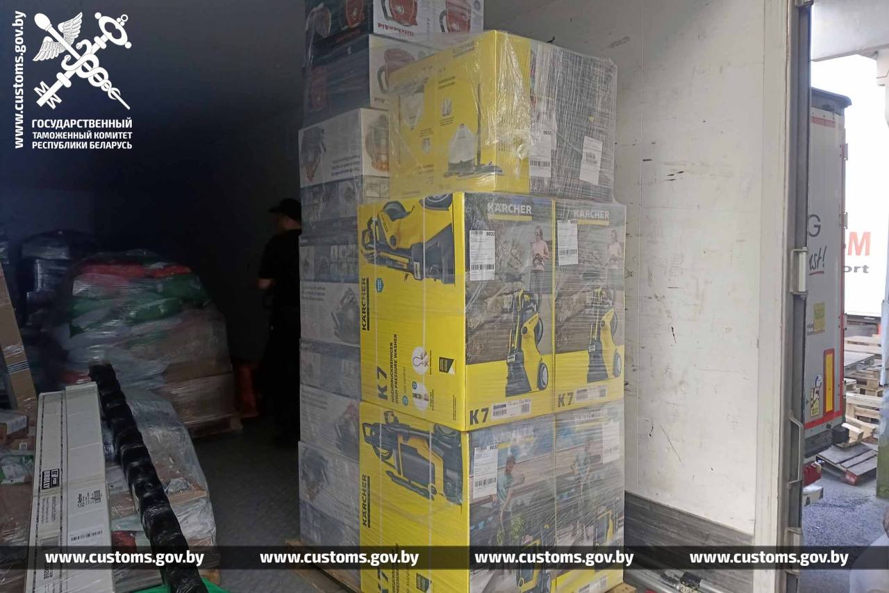 ГТК раскрыл две схемы ввоза бытовой техники через физлиц для продажи в России