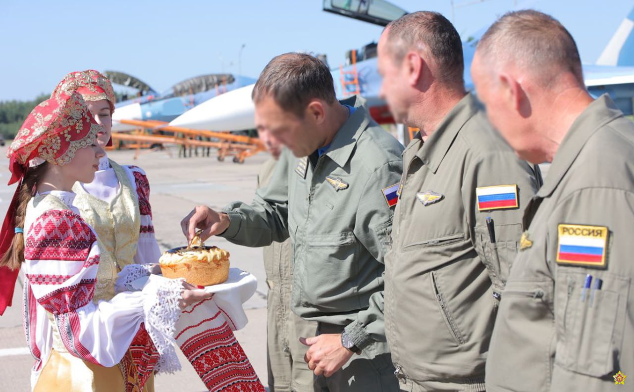 Новые Су-30СМ2 прибыли в Беларусь