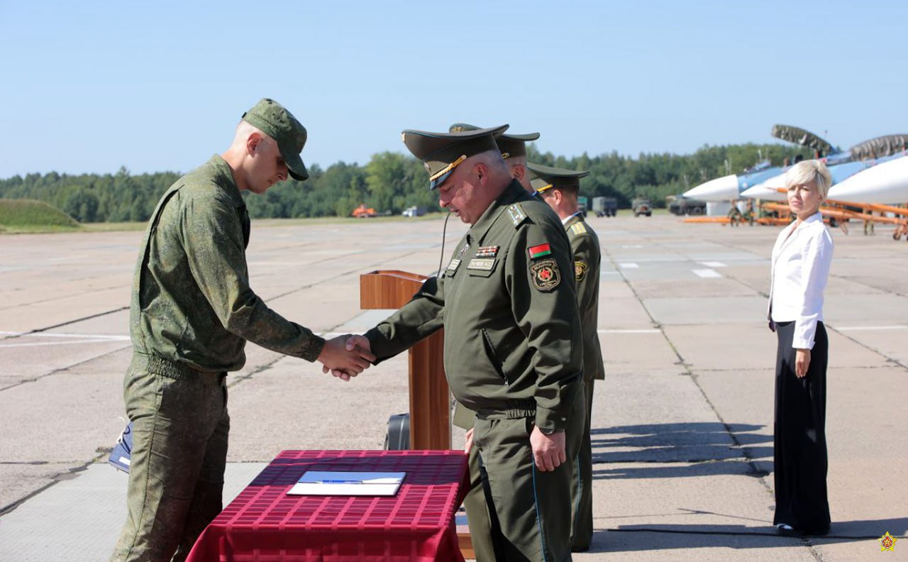 Новые Су-30СМ2 прибыли в Беларусь