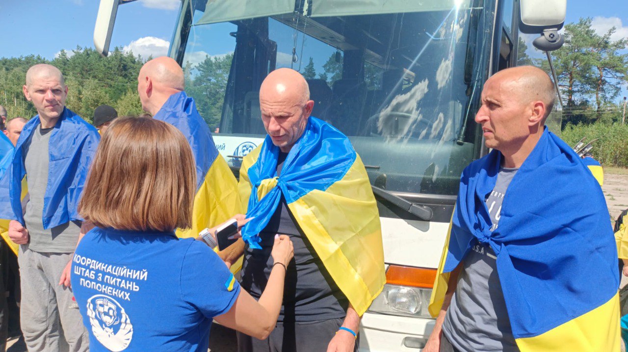 Украина и Россия провели очередной обмен пленными через Беларусь