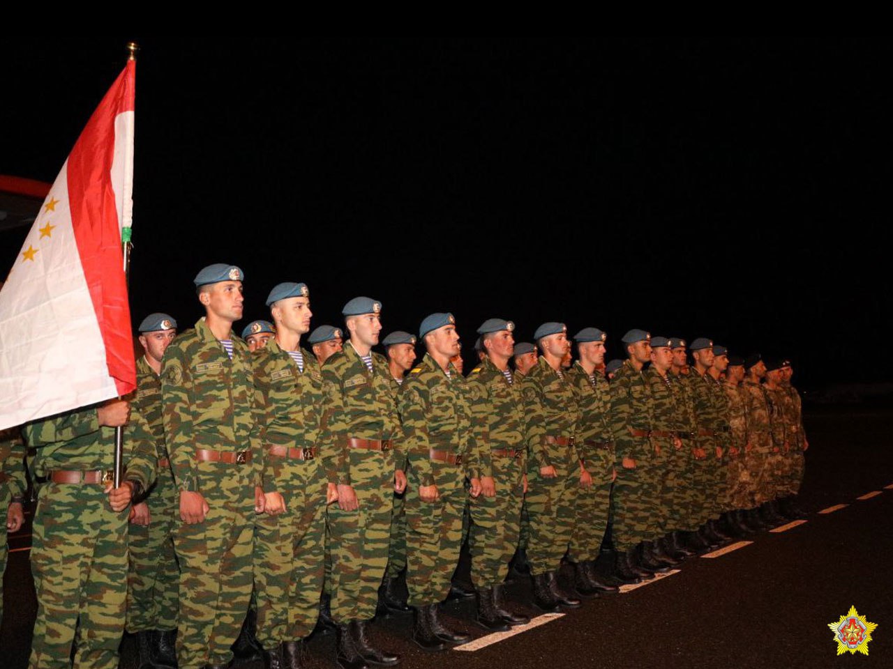 Военные Кыргызстана и Таджикистана прибыли в Беларусь на учения