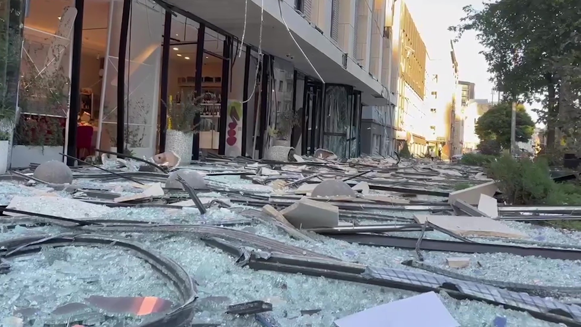 Зеленский: Россия выбирает баллистику, а не стол переговоров