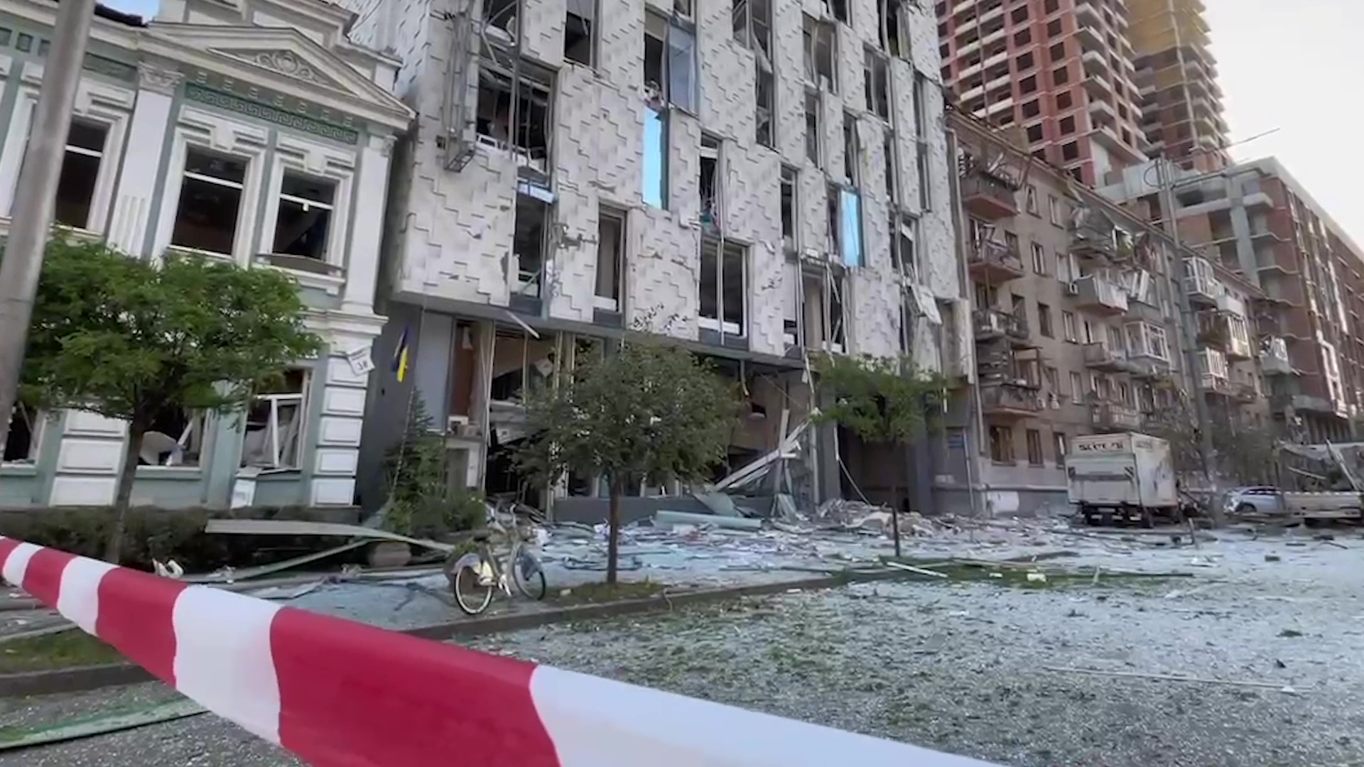 Зеленский: Россия выбирает баллистику, а не стол переговоров