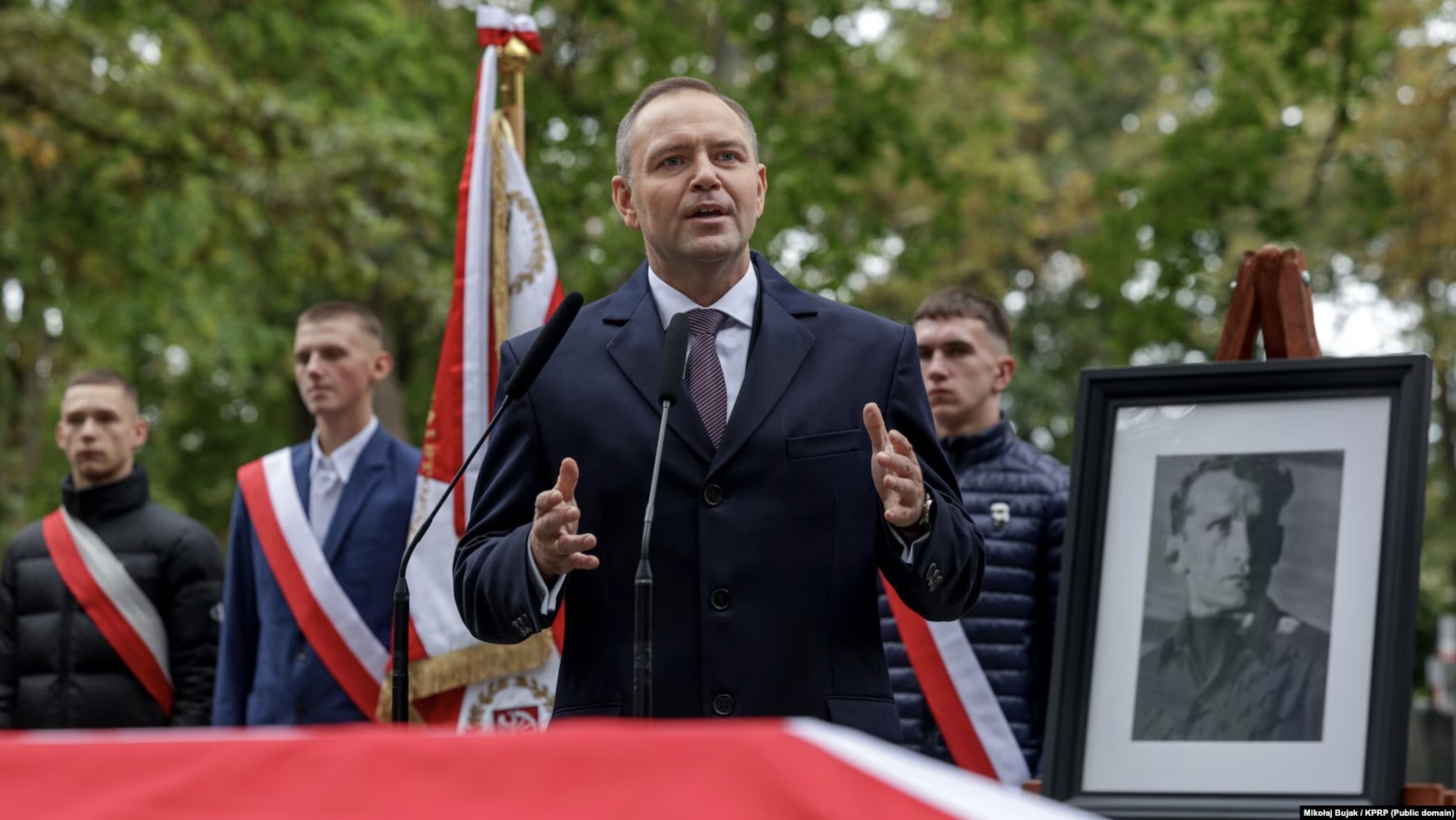 У Варшаве ўрачыста перапахавалі пісьменніка Сяргея Пясецкага - фотафакт