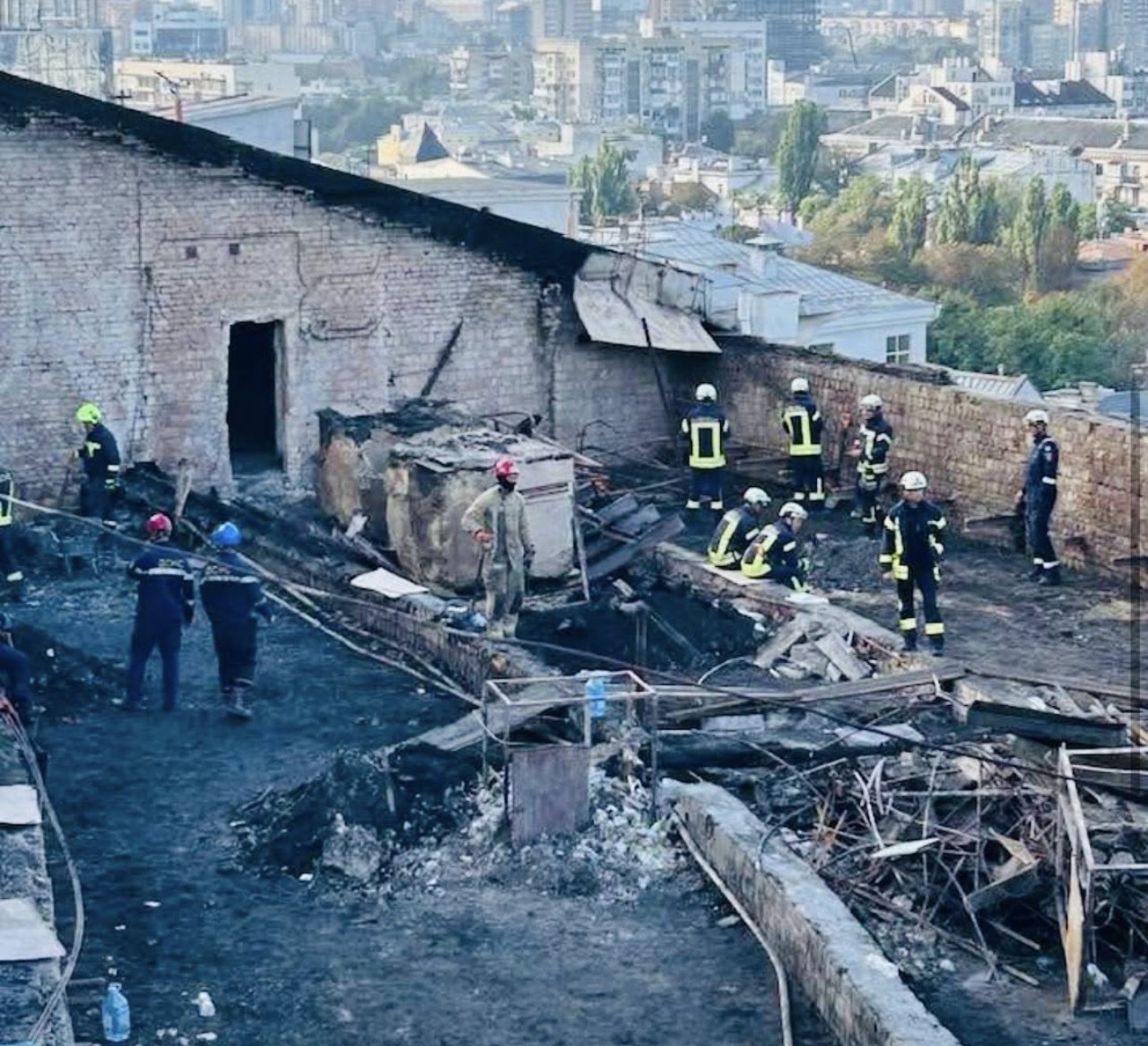 Россия ударила по зданию Кабмина в Киеве «Искандером»