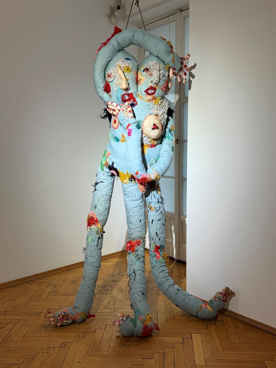 «Жыць у свеце сімвалаў і азначае быць творцам»: мастачка Анастасія Рыдлеўская – пра знойдзенае адчуванне дому