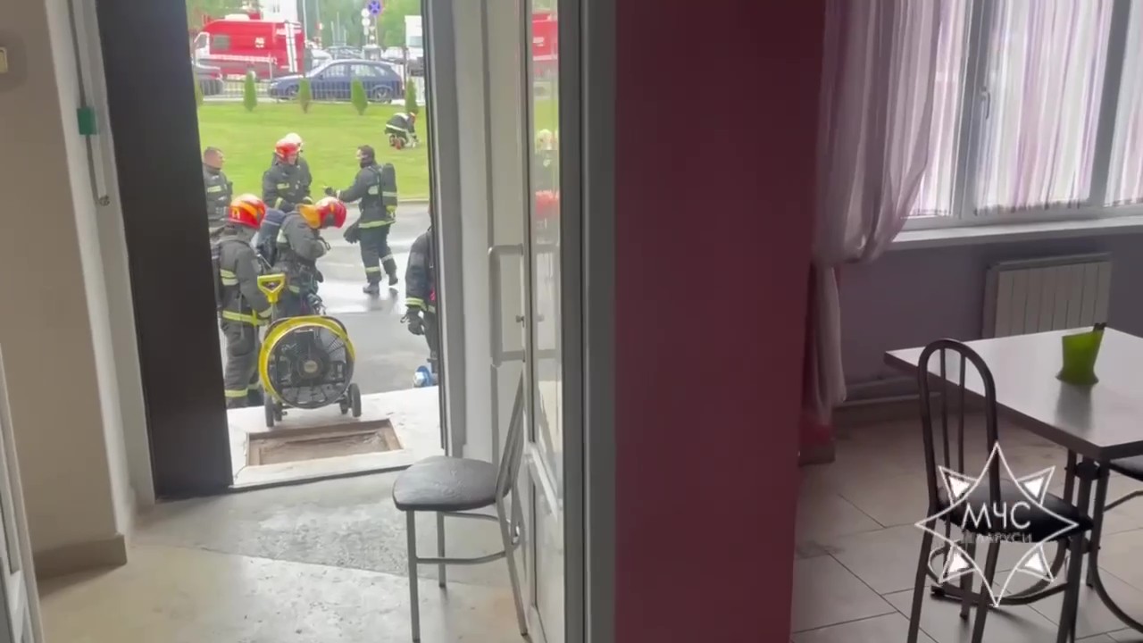 Пожар случился в минской школе №30