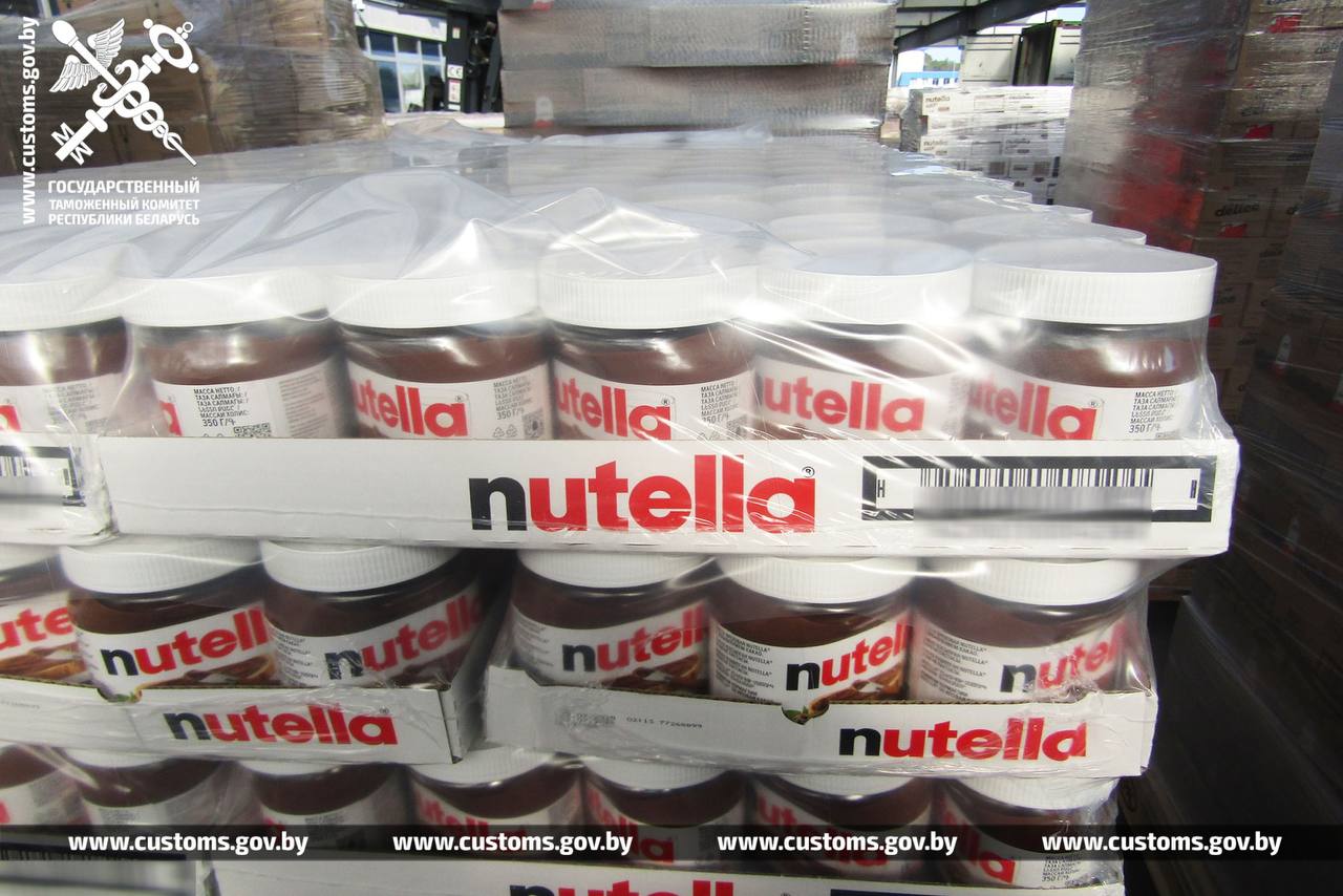 Беларусской таможне не понравился грузовик со сладостями для Таджикистана