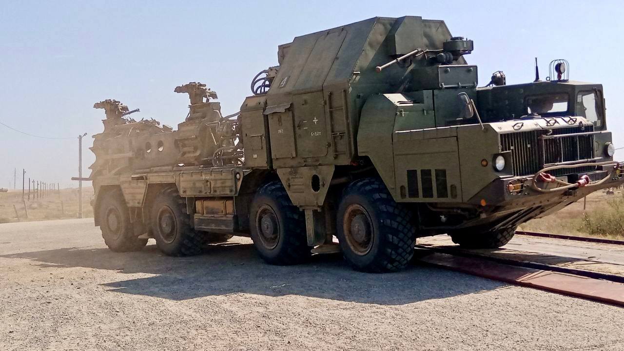 Беларусские зенитчики возвращаются с полигона Ашулук в России