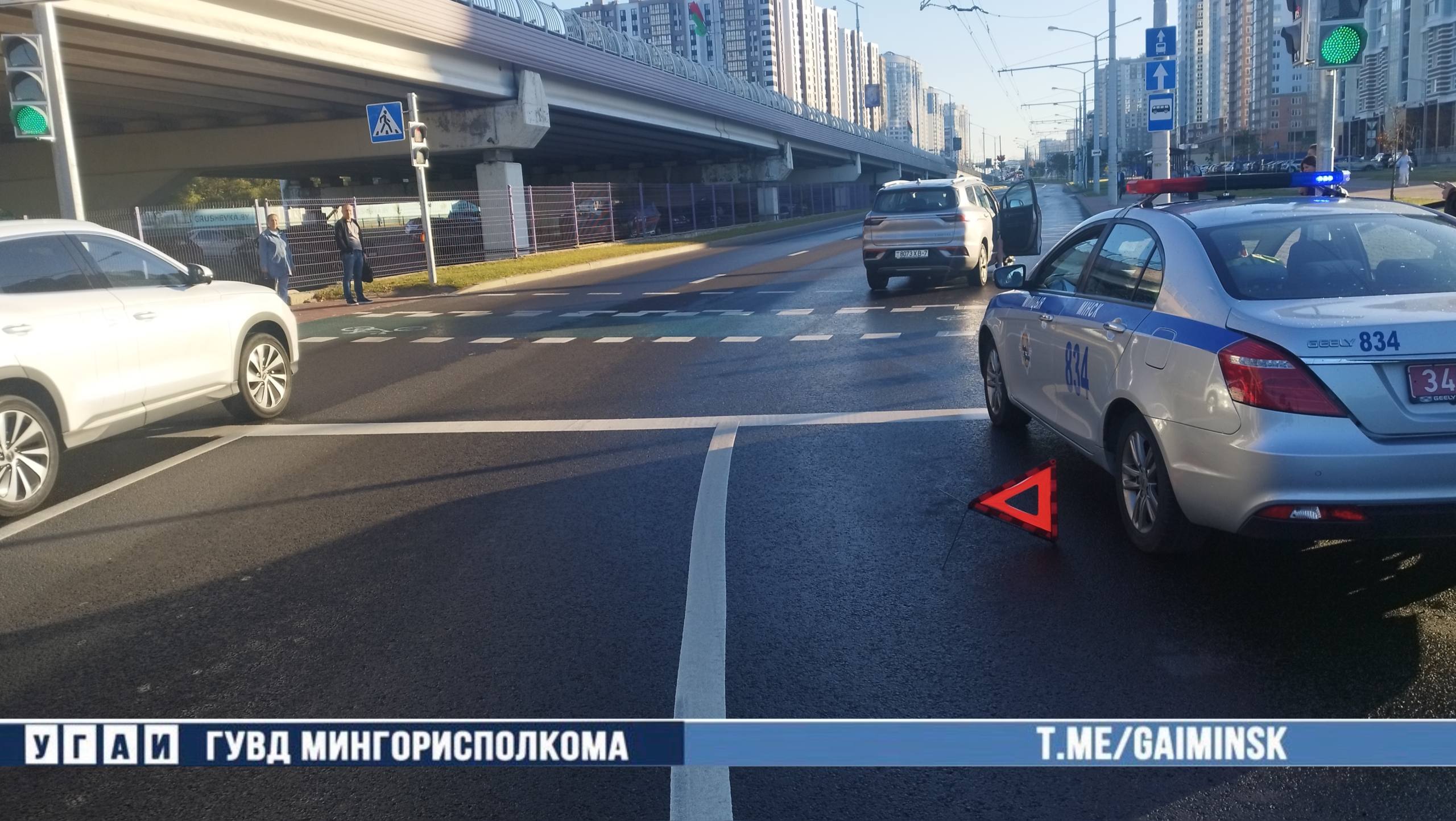 Geely сбил 15-летнюю школьницу на самокате в Минске