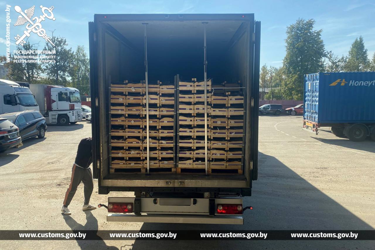 Таможенники не дали вывезти в Россию груши на 380 тысяч рублей