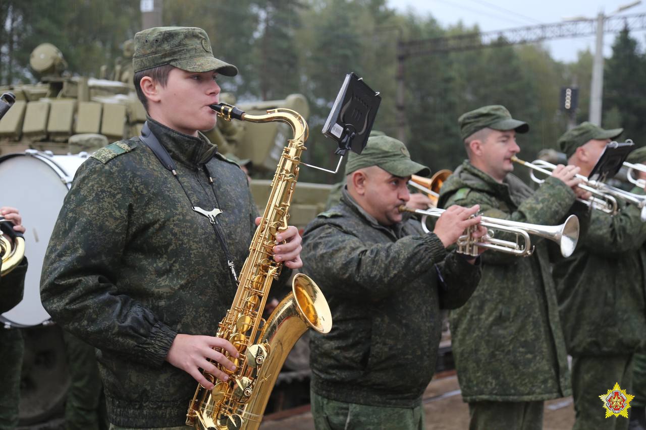 Беларусские военные вернулись из РФ с учения "Запад-2025"