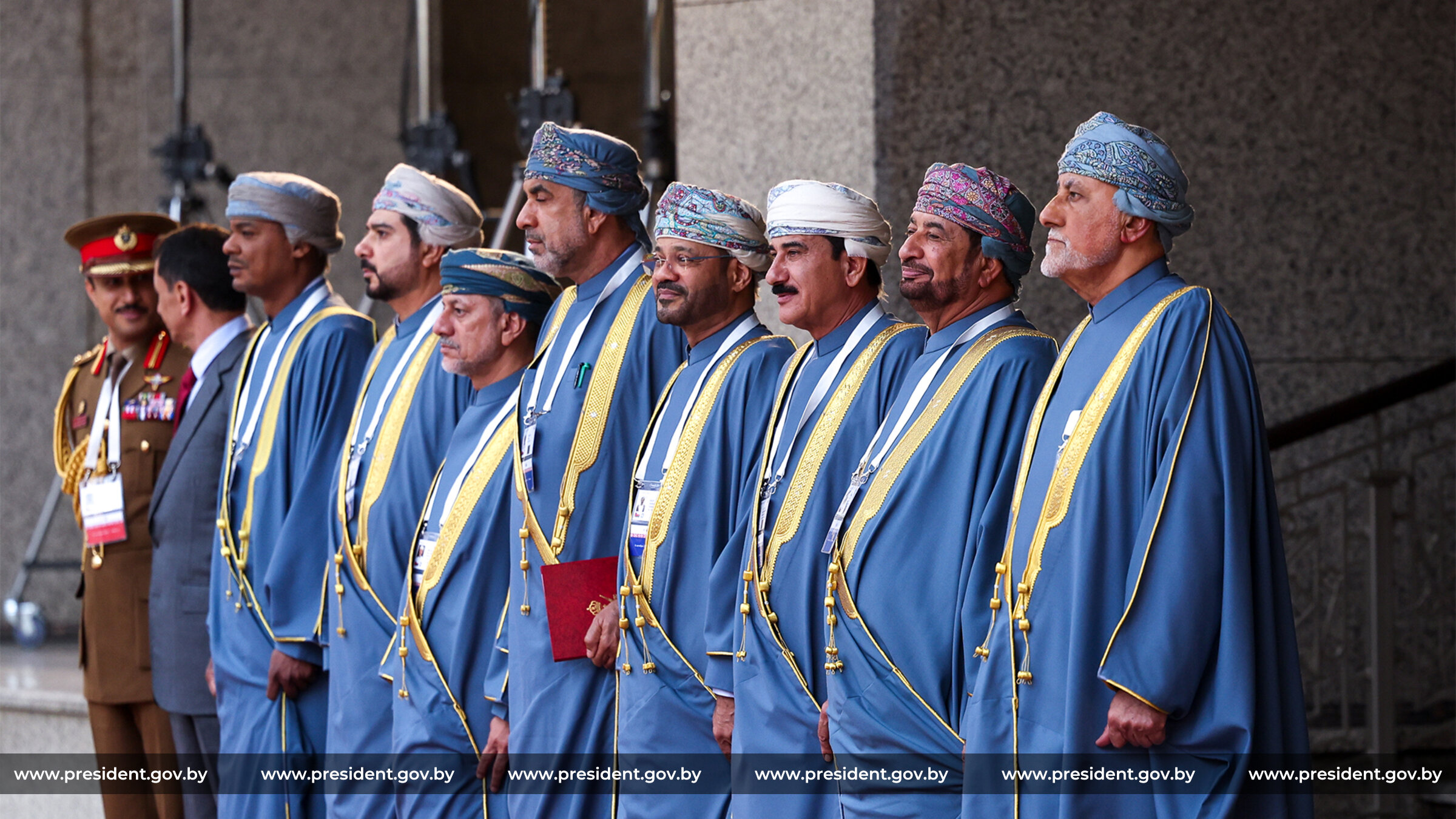 Виктор Лукашенко присутствует на переговорах с султаном Омана