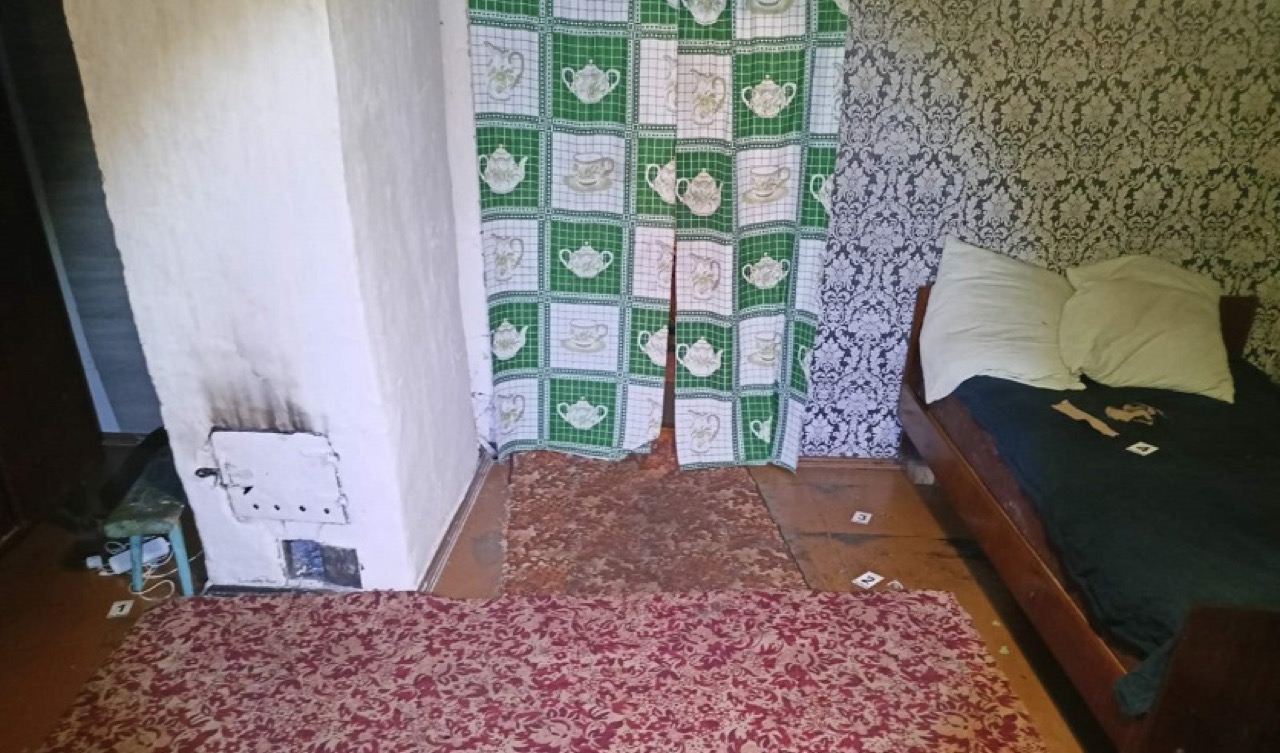 Житель Чашникского района душил жену брата ремнем и поджигал на ней одежду