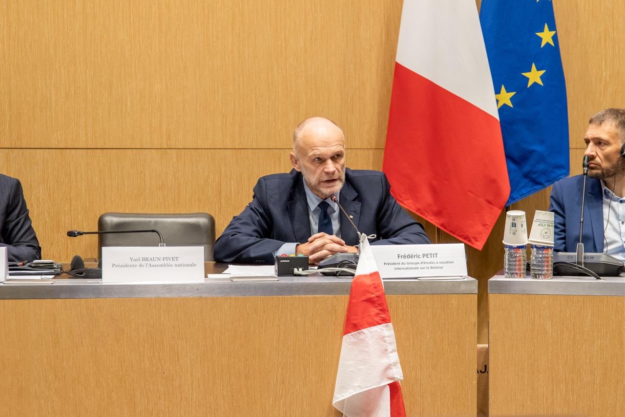 Тихановская на встрече парламентских групп "За демократическую Беларусь" призвала бороться за политзаключенных