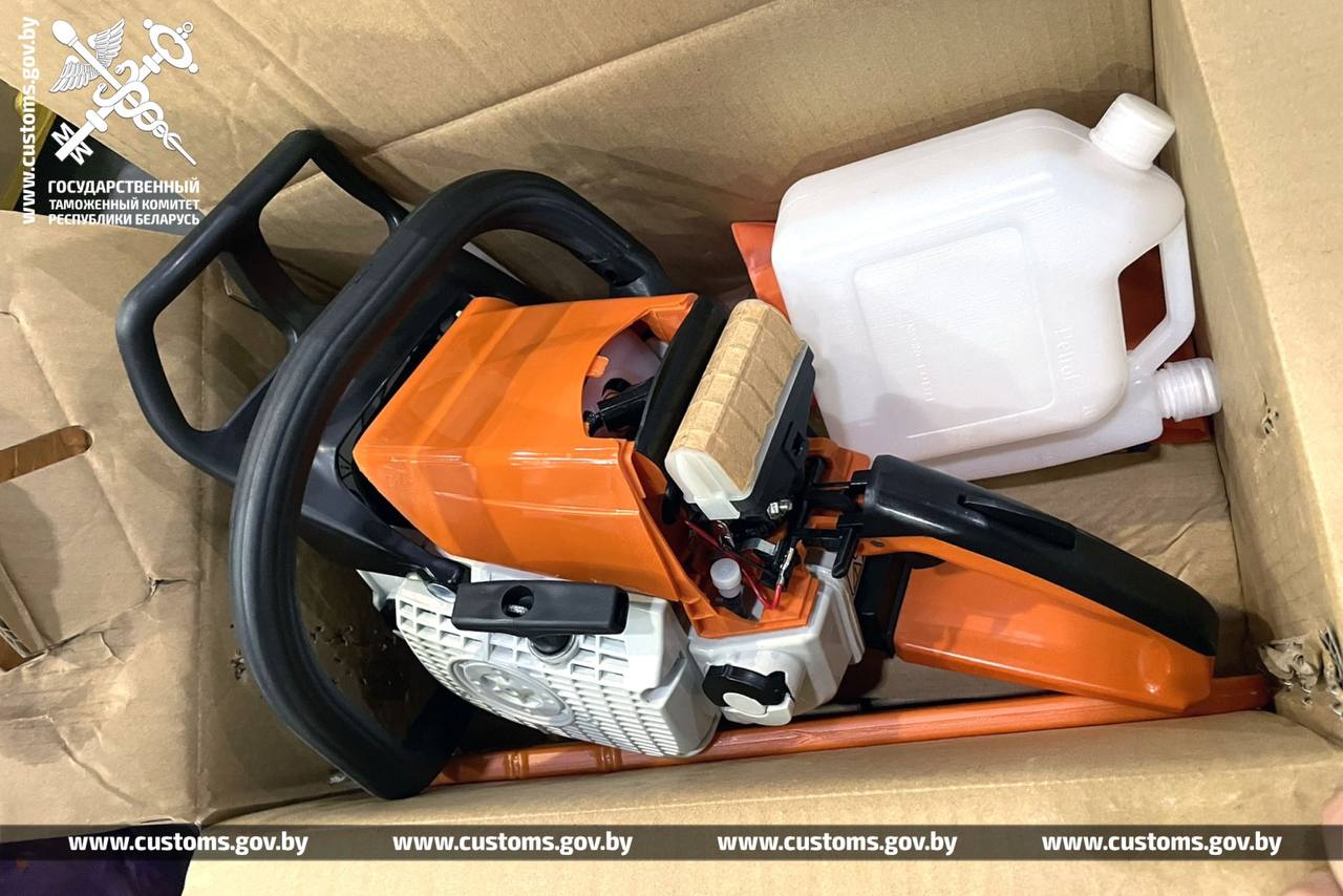 От макбуков до винтовок и беспилотников. Таможня перехватила партию контрабанды