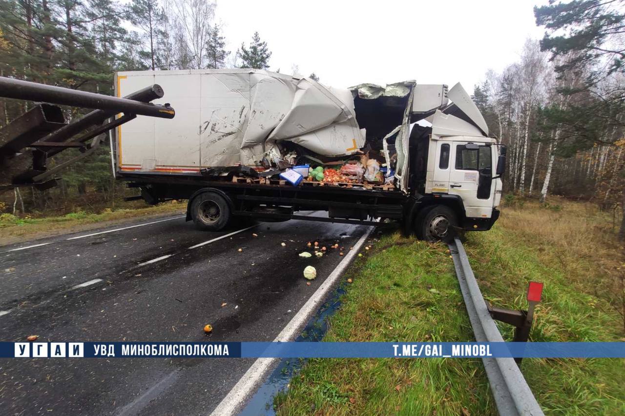 18-летний водитель трактора погиб в ДТП с грузовиком Volvo