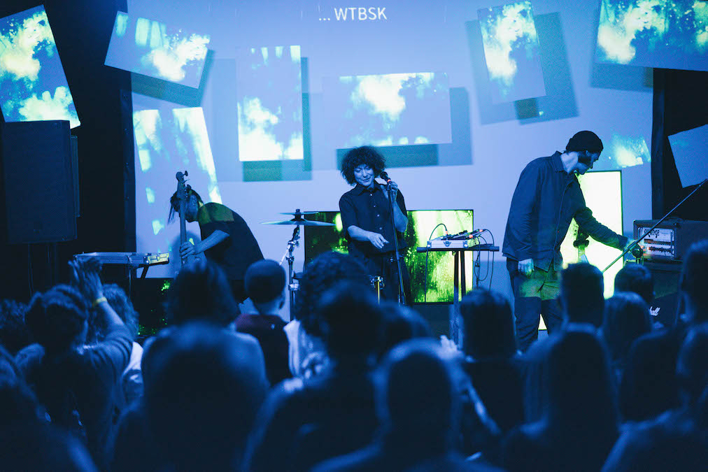 Мы у нас еще попляшем: Света Бень и посттравматик-поп