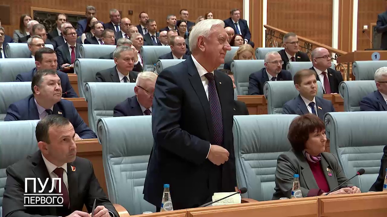 Мясникович и Косинец просили Лукашенко повысить статус ученого