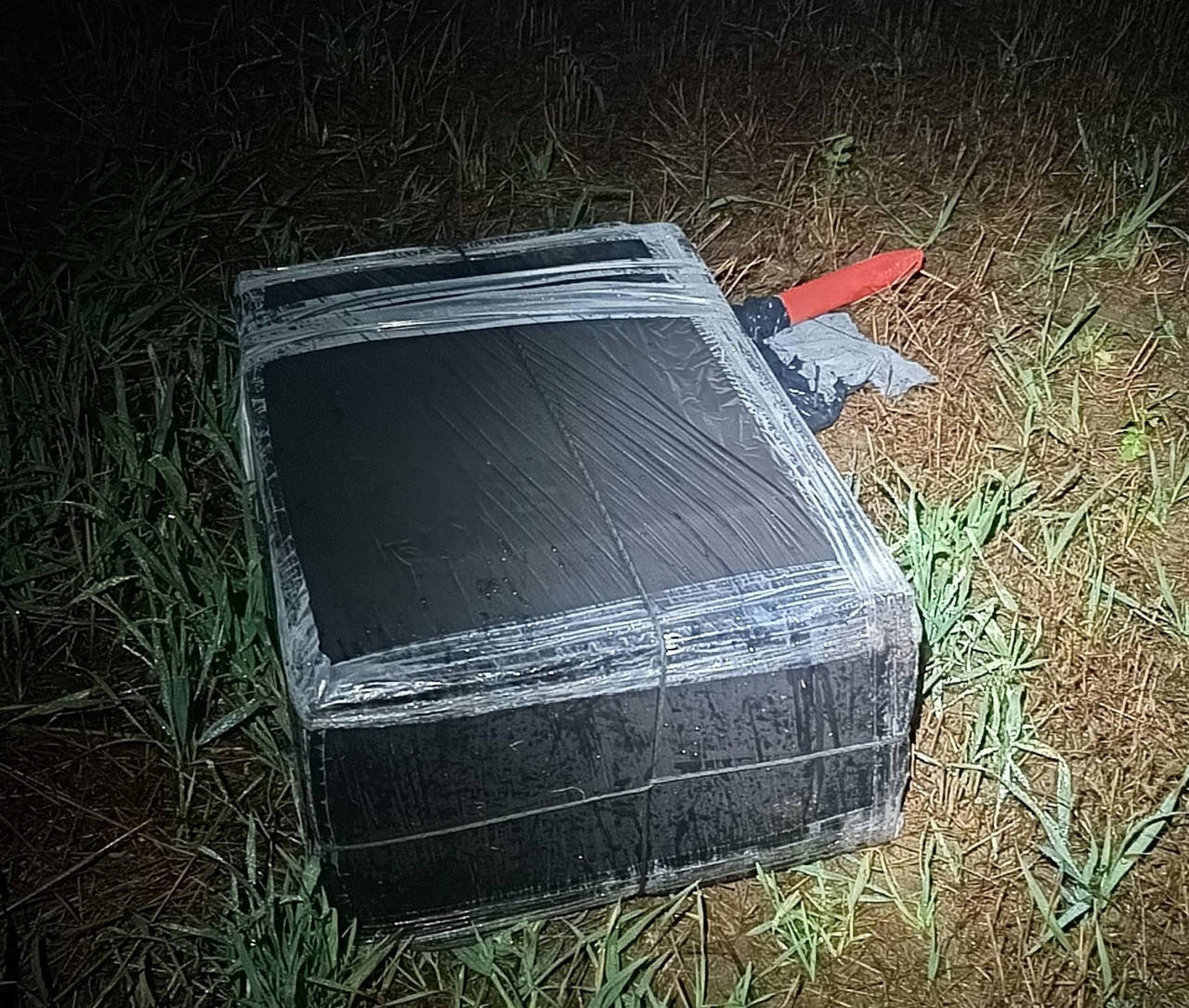 Несколько метеозондов с сигаретами прилетело в Польшу. Задержан беларус