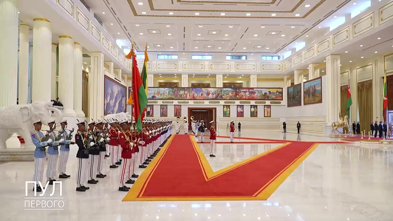 Лукашенко завершил визит в Мьянму